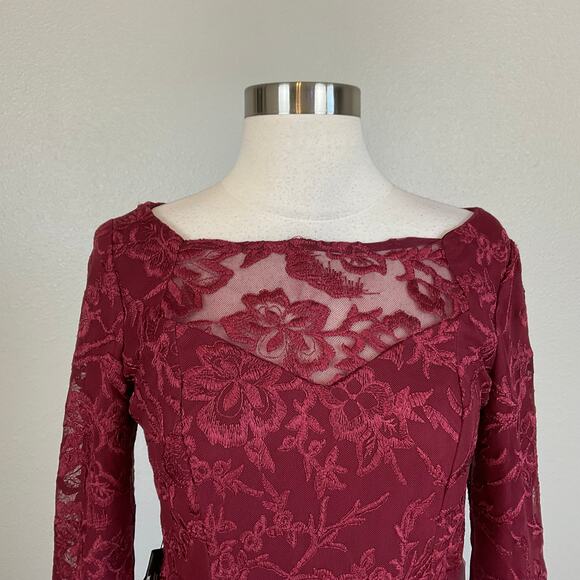 JS Collections Women's Formal Dress Size 4 Red Lace Long Sleeve Evening Gown - Picture 5 of 11